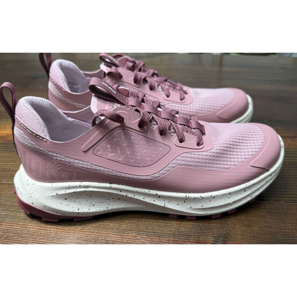 OluKai Makiki Women’s All-Terrain Shoes Size 8 in Coral Rose missing inserts